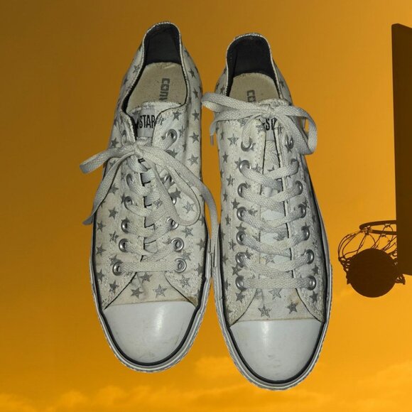 Converse All Stars Chuck Taylor 104533F Unisex M9 W11 Low Top White Silver - Picture 2 of 8